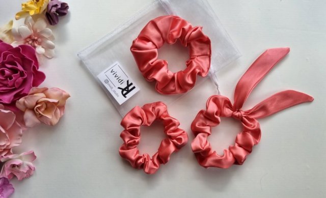 gumka frotka do włosów scrunchie z odpinaną wstążką