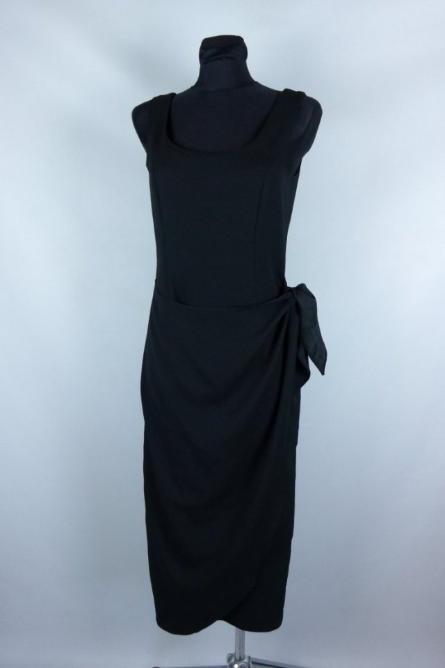 Elegancka ołówkowa sukienka kopertowa midi 10 / 36