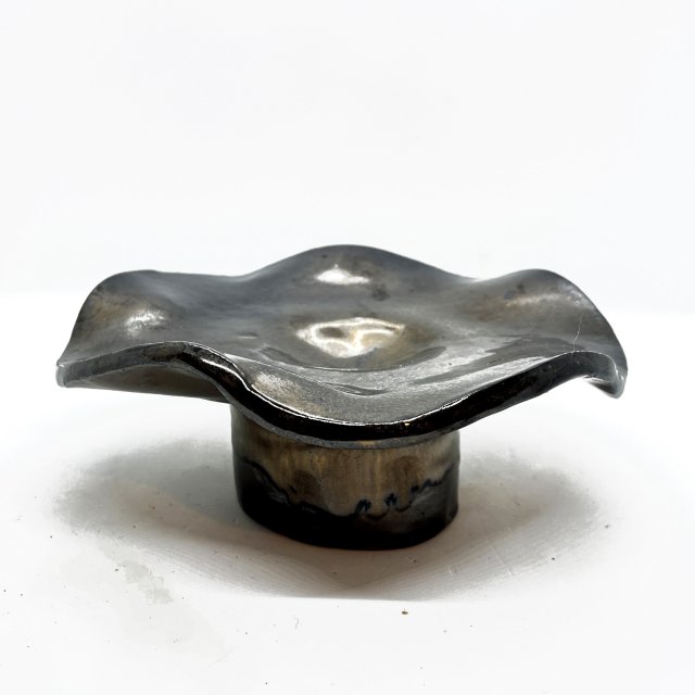 Ceramiczny, ręcznie formowany świecznik, Czechy 1992 rok.