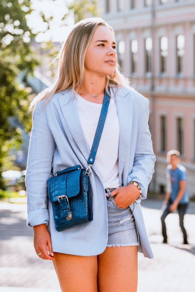 Skórzana torebka niebieska