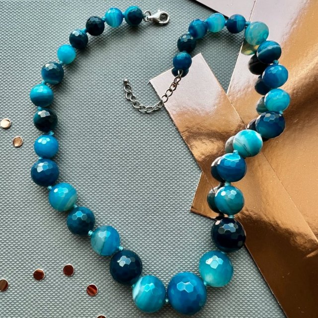 Italy Multi Blue Colored Large Graduated Agate Necklace ❤ Stworzony przez naturę - Harmonia Yin i Yang ❤ Piękne duże kamienie.