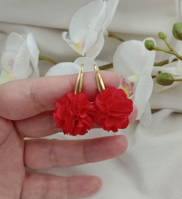 Małe kolczyki kwiaty, klipsy kwiaty, czerwone kolczyki, kolczyki czerwone kwiatki