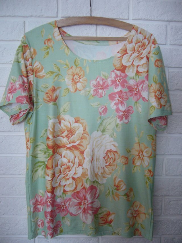 PLUS SIZE KWIATOWA BLUZKA