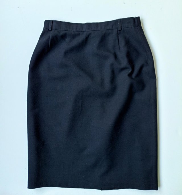 Czarna klasyczna spódnica L/XL