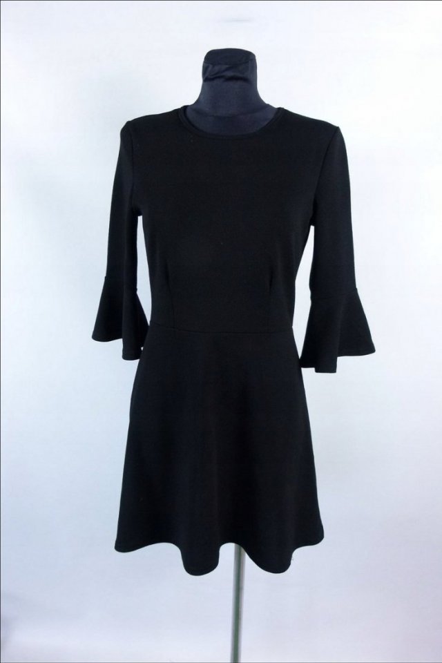 Boohoo czarna klasyczna sukienka mini 10 / 38 - M
