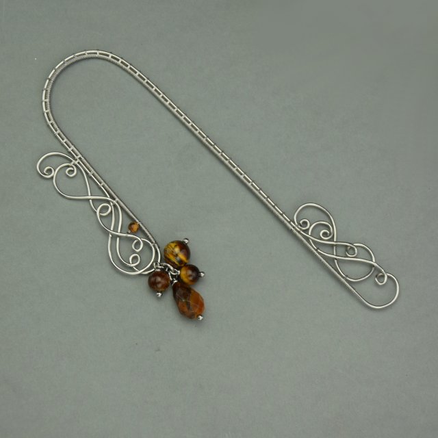 Zakładka do książki metalowa ze stali chirurgicznej, tygrysie oko wire wrapping oryginalna