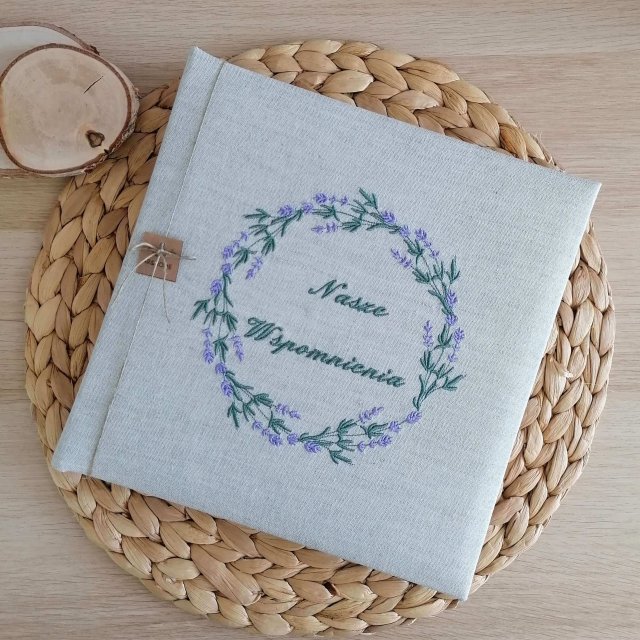 Album -Wianek z lawendą