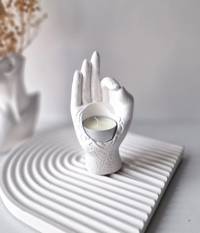 Świecznik tealight - dłoń white