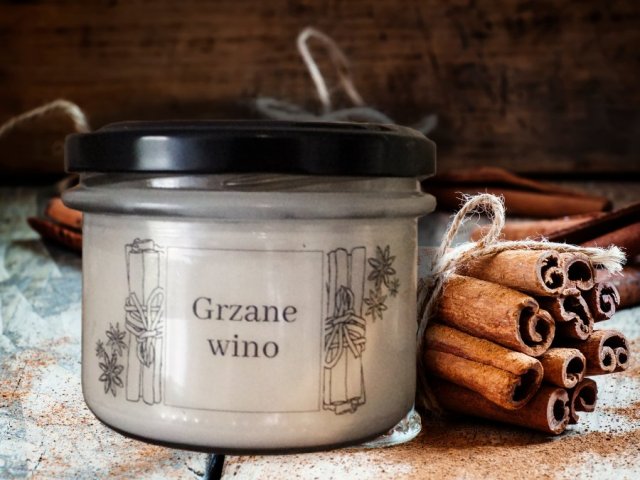 Świeca sojowa Grzane wino 235 ml Mikuno
