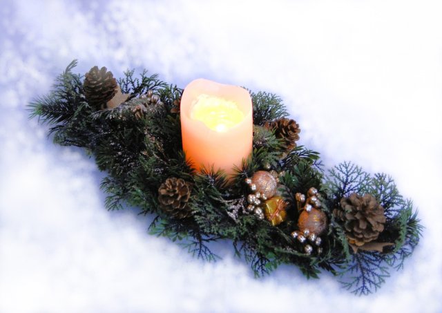 Stroik na świecę, dekoracja świąteczna, Boże Narodzenie