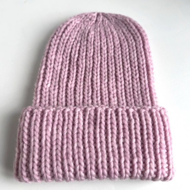 Ręcznie robiona czapka wywijana JANKA 100% Wełna owcza 30 Pastelowy Róż