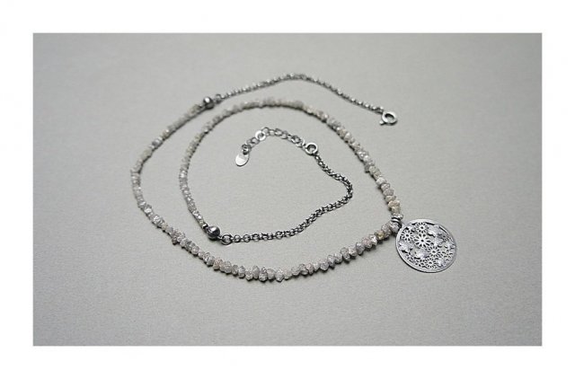 Diamonds / l. grey/-  naszyjnik