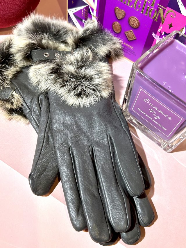 Eleganckie rękawiczki ze skórki z futerkiem