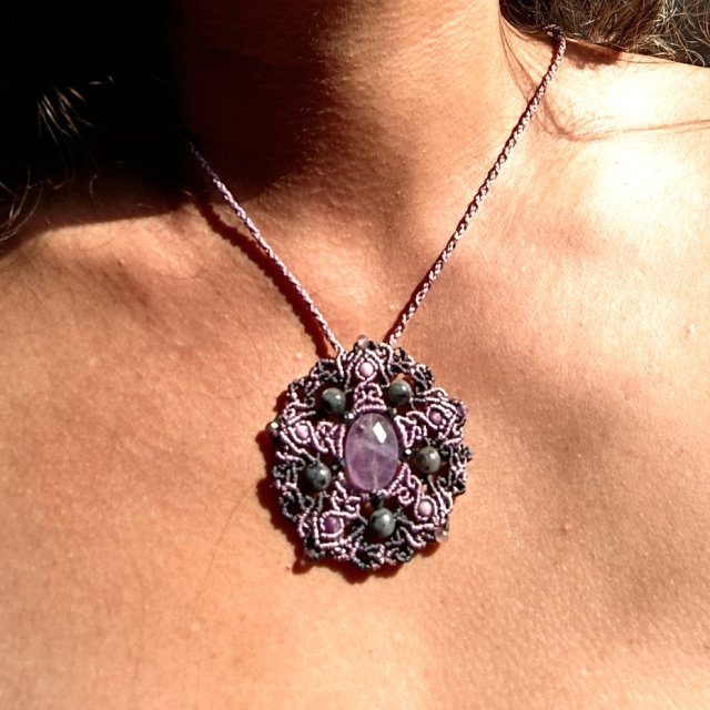 Mandala Gwiazda Pentagram Ametyst Larvikit naszyjnik pleciony mikro makrama Delfina Dolls