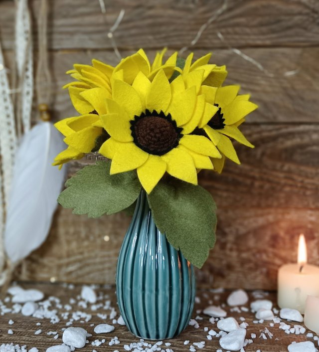Słonecznik; kwiat z filcu; handmade; sztuka