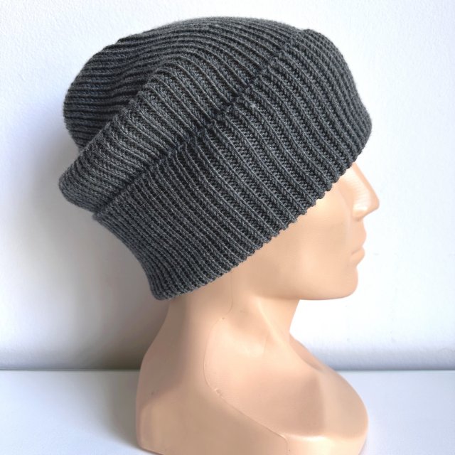 Beanie czapka z wełny merino VARELLA 100% Baby Merino 20 Ciemny Szary - od ręki