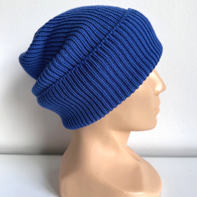 Beanie czapka z wełny merino VARELLA 100% Baby Merino 33 Jaskrawoniebieski - od ręki