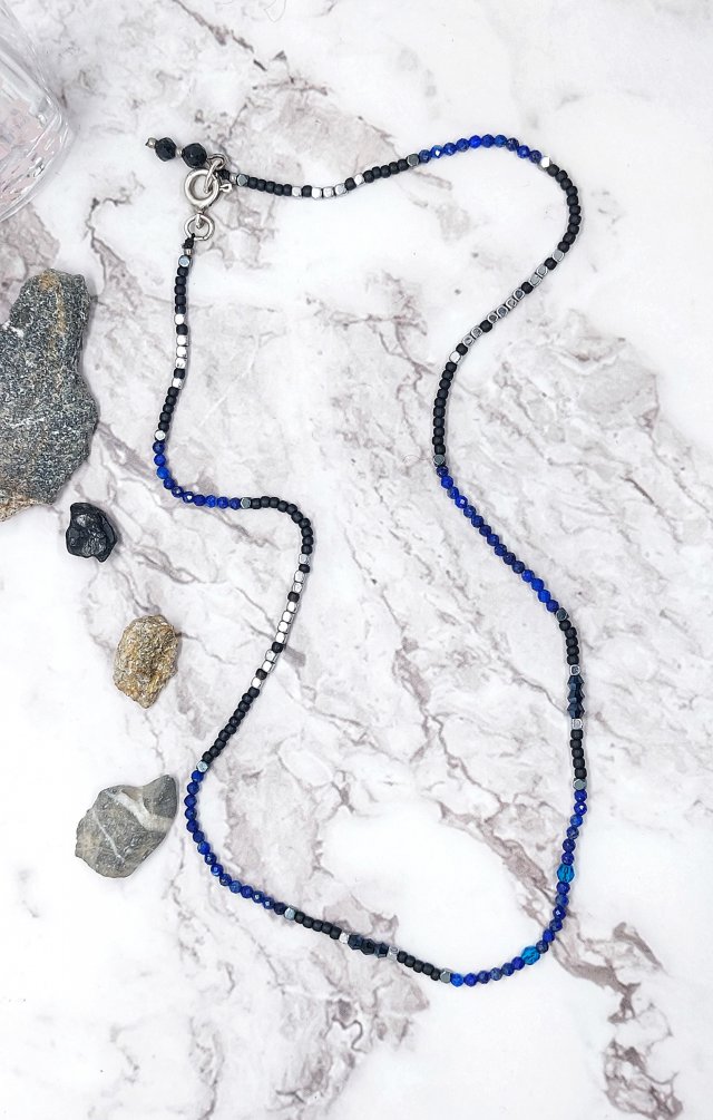 Choker lapis lazuli, hematyt, koraliki Toho i kryształki