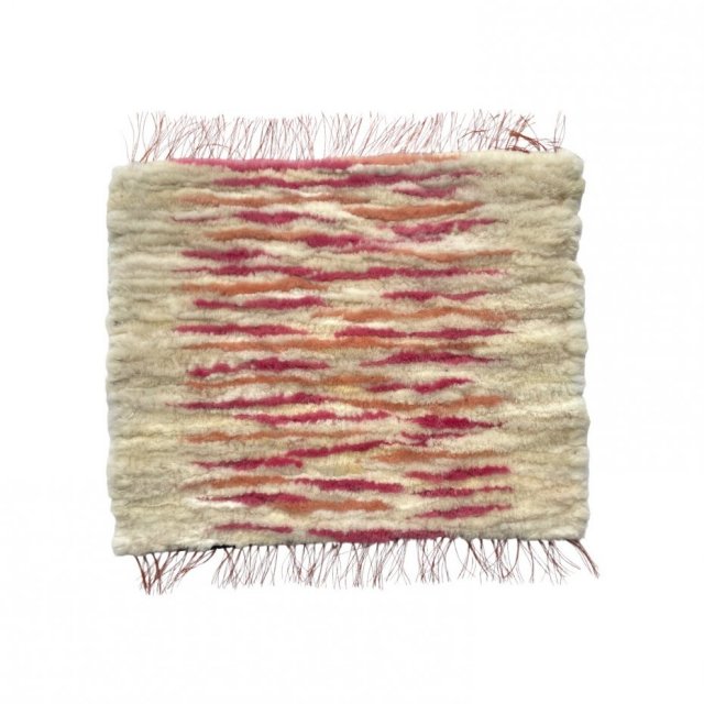 Wełniany dywan owczy puszysty miękki 70 x 60 cm DM4