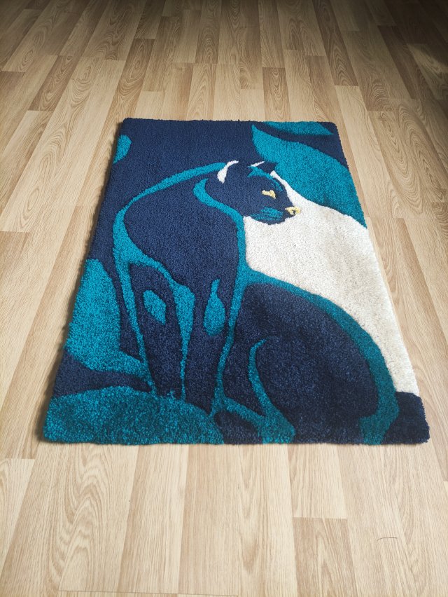 Mały dywan pantera
