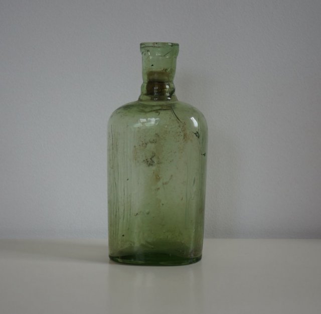 Butelka zielona z korkiem  *22