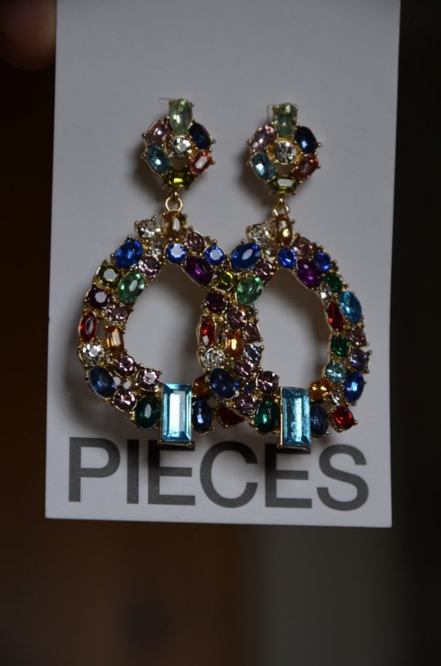 kolczyki Pieces nowe długie błyszczące kolorowe kryształy