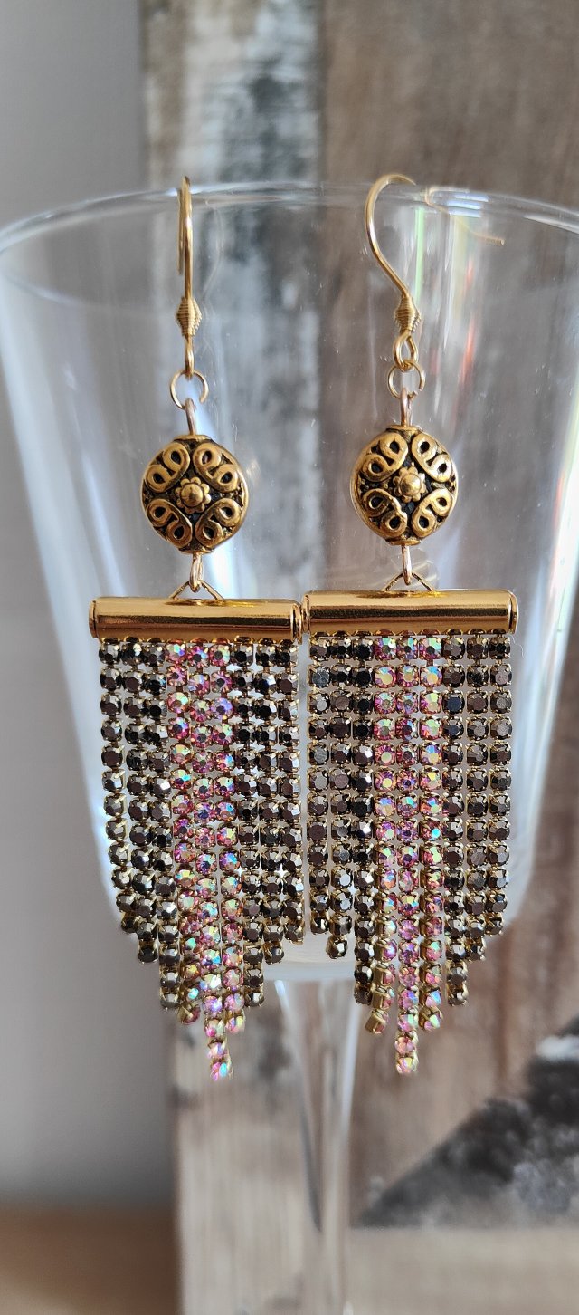 ,, złote frędzle,,