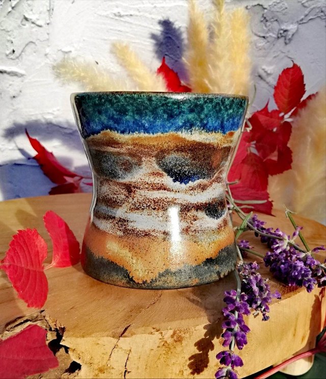 ORYGINALNA KAMIONKOWA CZARKA "CERAMICZNA FANTAZJA" designerski kubek ceramiczny OZDOBNY WORECZEK JUTOWY W ZESTAWIE garncarstwo polskie GAIA