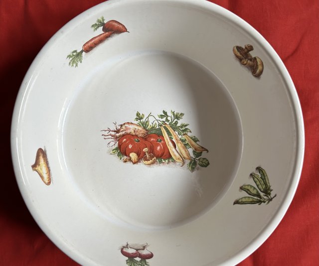 Villeroy & Boch made in Luxenburg smakowita misa Vintage vegetable