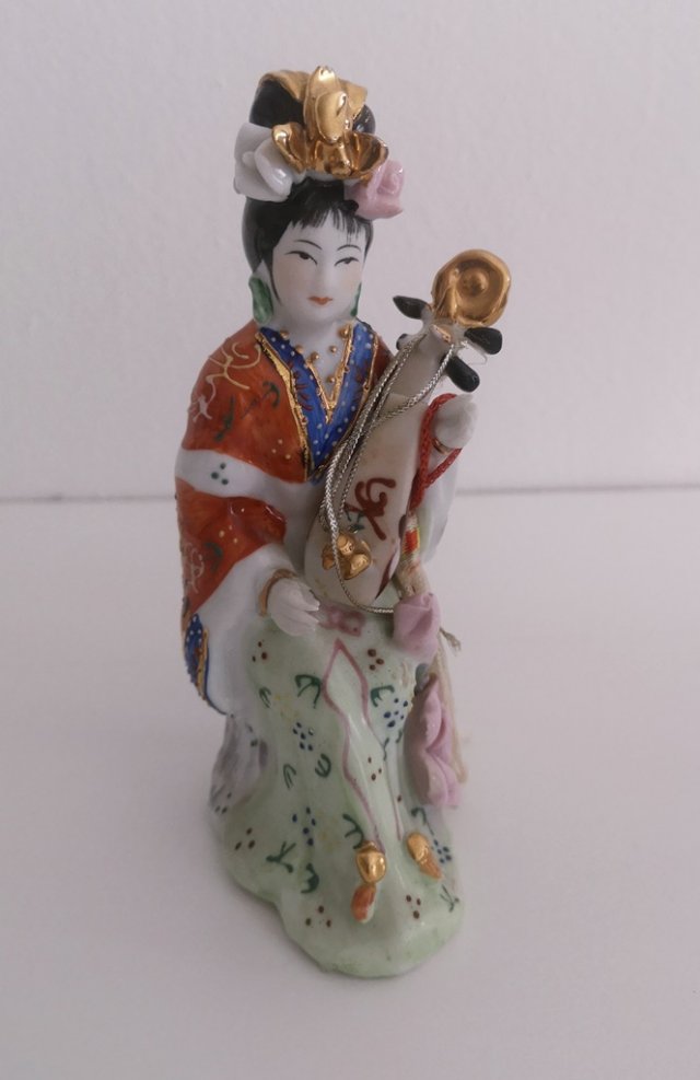 Japońska ceramiczna figurka