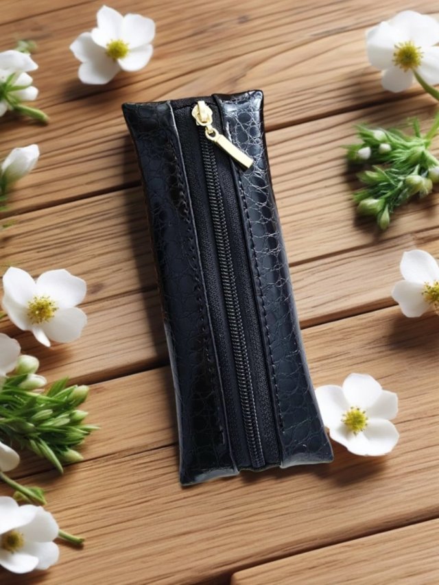 Mały organizer etui piórnik do torebki ekoskóra czarny OP02s