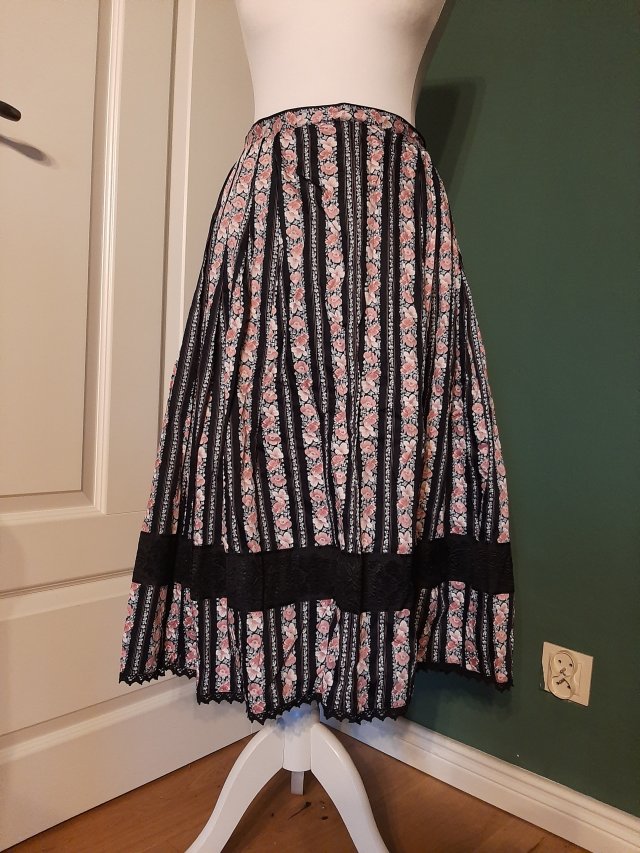 Spódnica folk