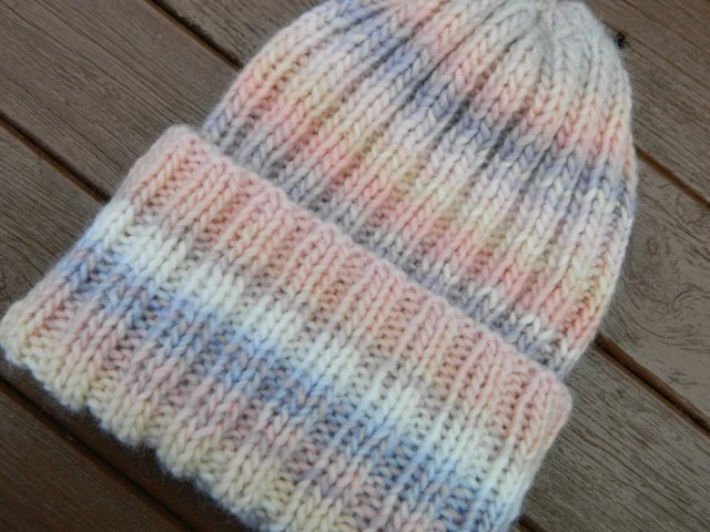 WYWIJANA PASTELOWA * WOOL * CZAPKA