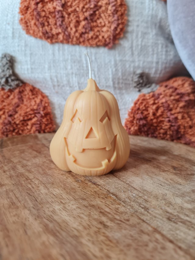 świeczka sojowa dynia halloween