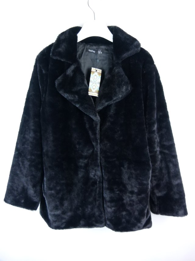 Boohoo kurtka cienkie futerko z metką 12 / 40