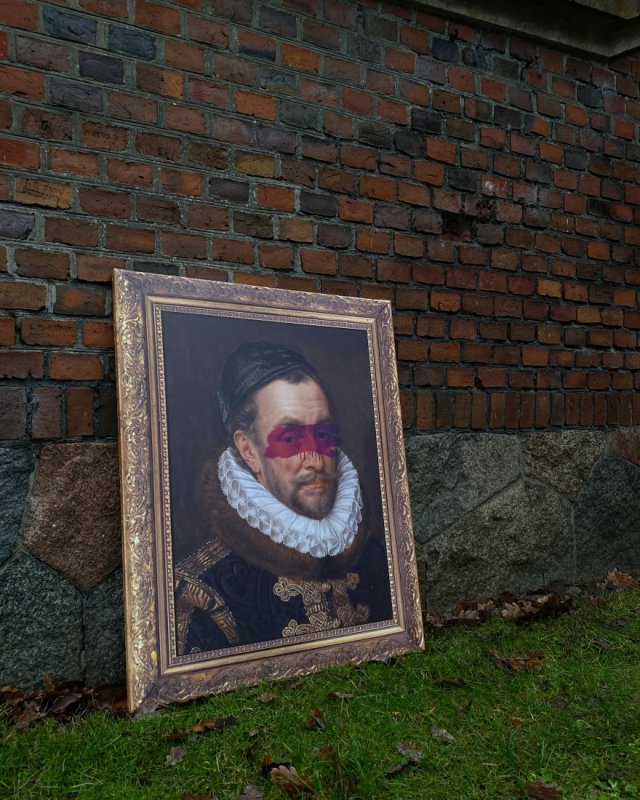 Obraz na płótnie - Pink Mask, różowa maska