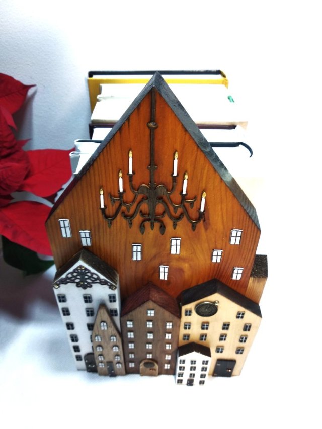 Podpórka do książek- miniaturowe miasteczko na Twojej półce.