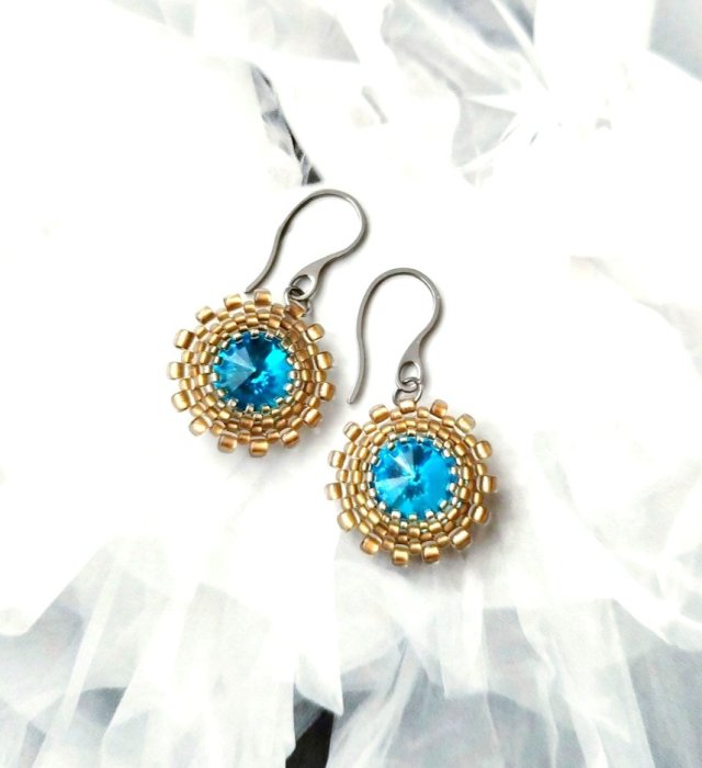 GOLD ANEMONE