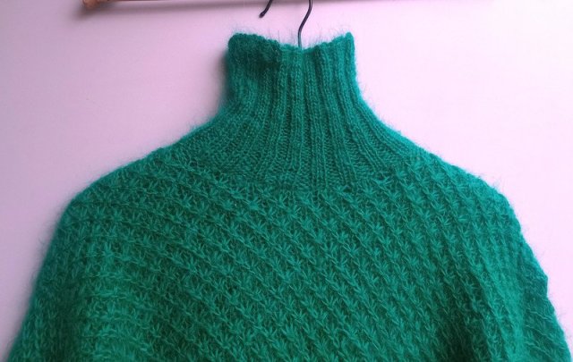Golf handmade szmaragdowy