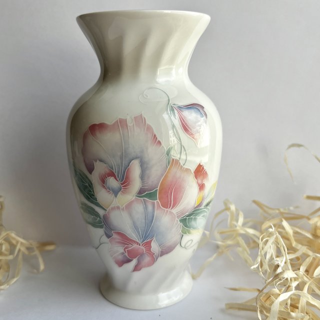 AYNSLEY - Wazon ❀ڿڰۣ❀ SWEETHEART ❀ڿڰۣ❀ Delikatna porcelana - KOLEKCJONERSKA SERIA. Kwiaty