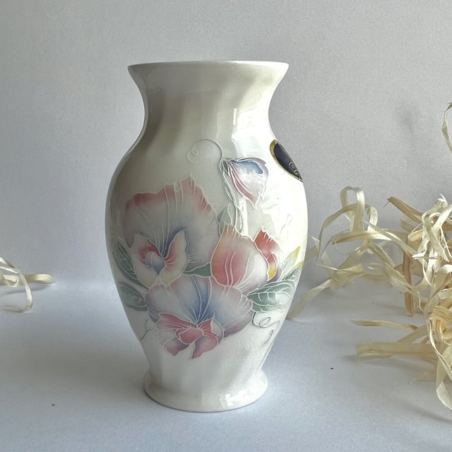 AYNSLEY - Wazonik mały ❀ڿڰۣ❀ SWEETHEART ❀ڿڰۣ❀ Delikatna porcelana - KOLEKCJONERSKA SERIA. Kwiaty