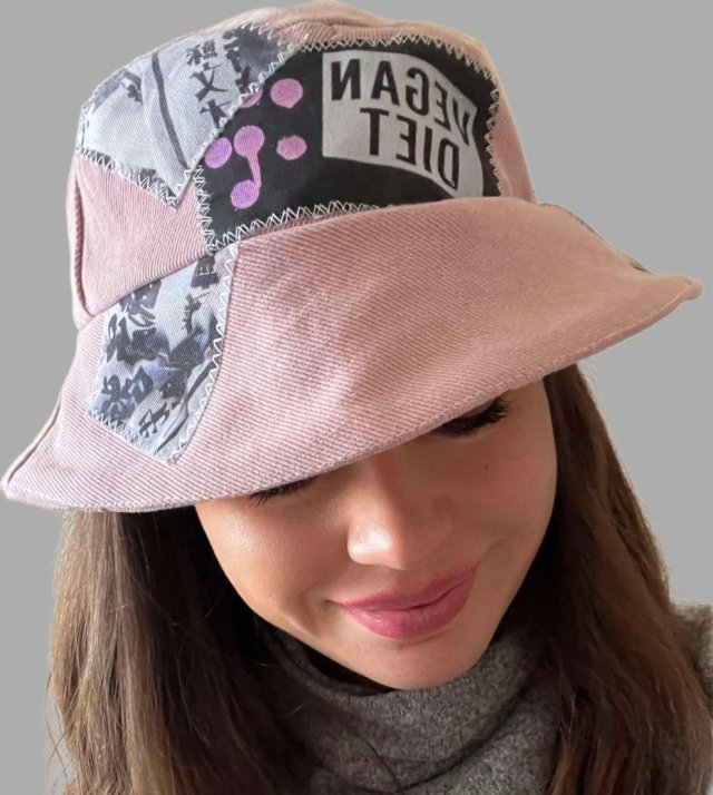 Bucket hat- kapelusz vegan diet