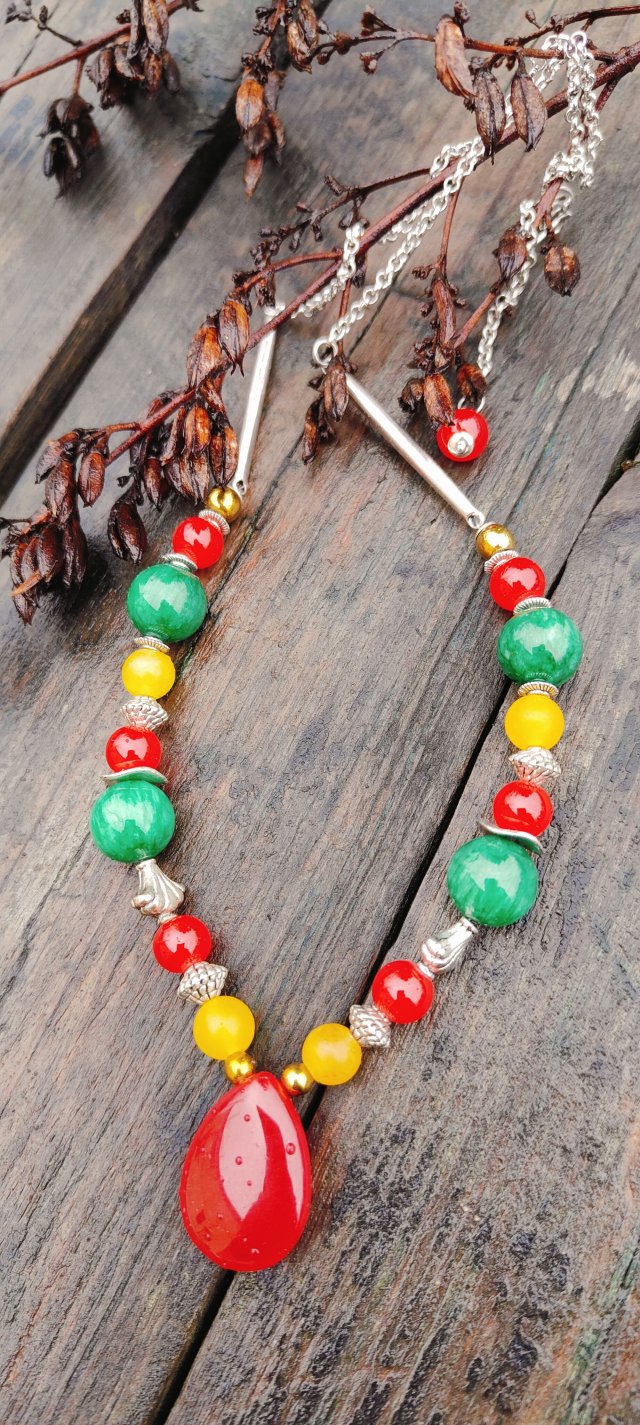 ,,kolorowy naszyjnik,,