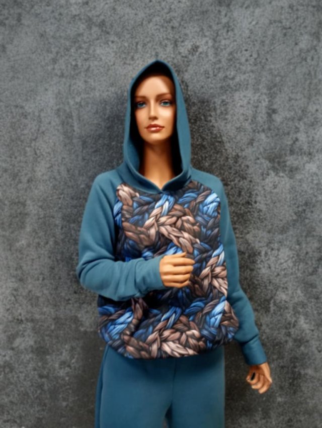 Bluza damska z kapturem. Mega print