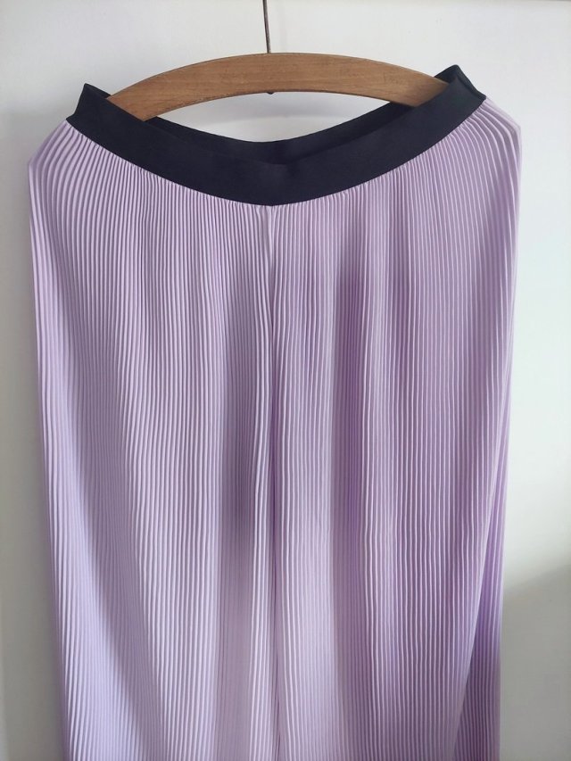 vero moda plisowane spodnie