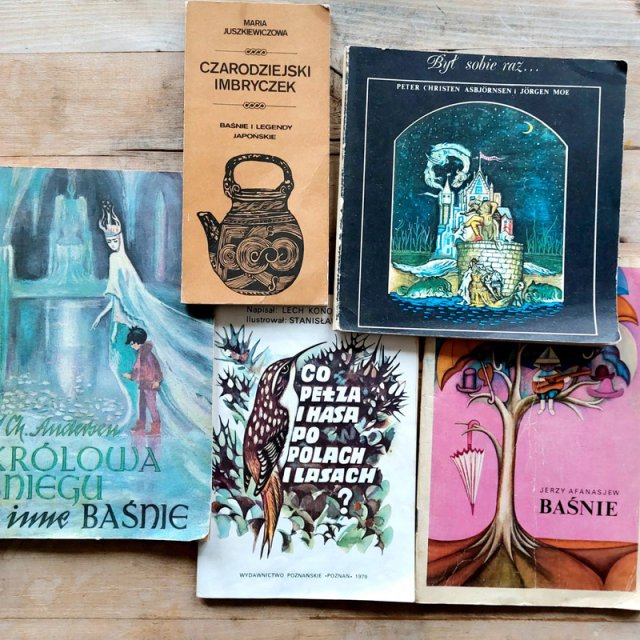 Vintage Zestaw 5 starych książeczek dla dzieci co pełza i hasa Królowa Śniegu