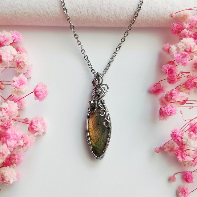 Naszyjnik Labradoryt Pomarańczowy stal chirurgiczna wisiorek handmade wirewrapping