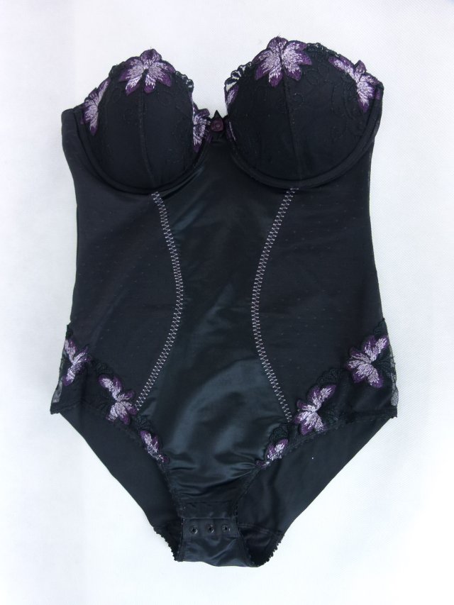 Marks Spencer czarne korygujące body / 32C - 70C