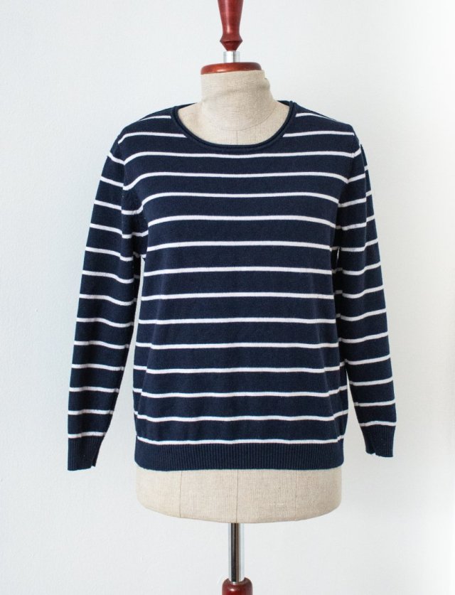 Sweter w paski