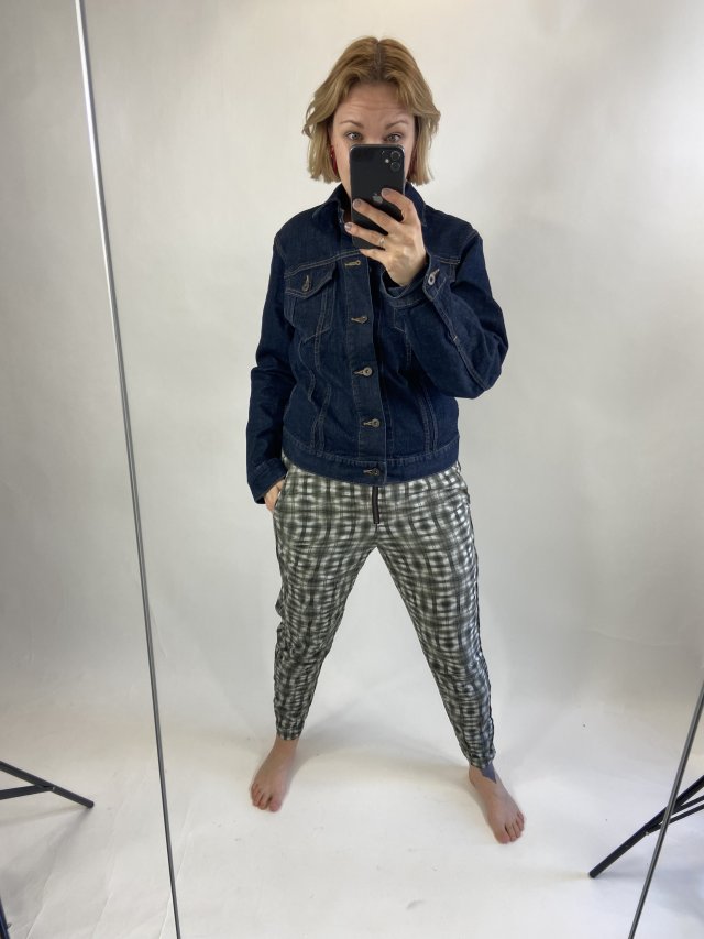Uniqlo jeasnowa kurtka